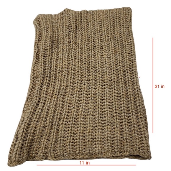 H&M: Women’s Infinity Scarf | Beige Knit Crochet Neck Warmer | One Size - Picture 6 of 6